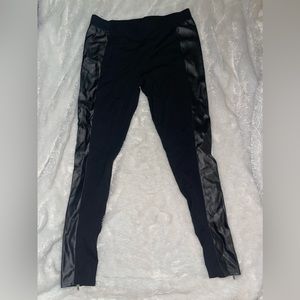 Nordstrom zip up leggings- faux leather size Large